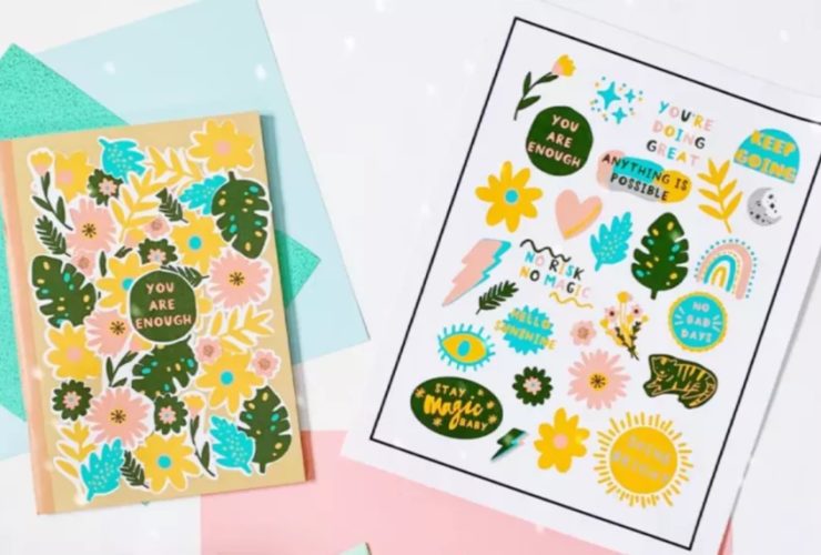 How to make stickers with Cricut